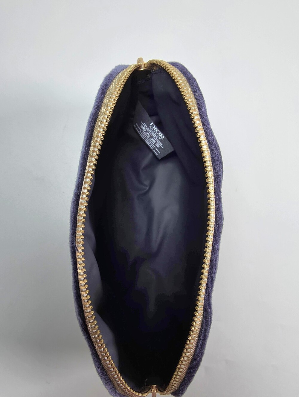 New Dior Trousse Pouch Make Up Bag Navy Blue Velvet CD Logo Gold Zipper Trim - Picture 9 of 9